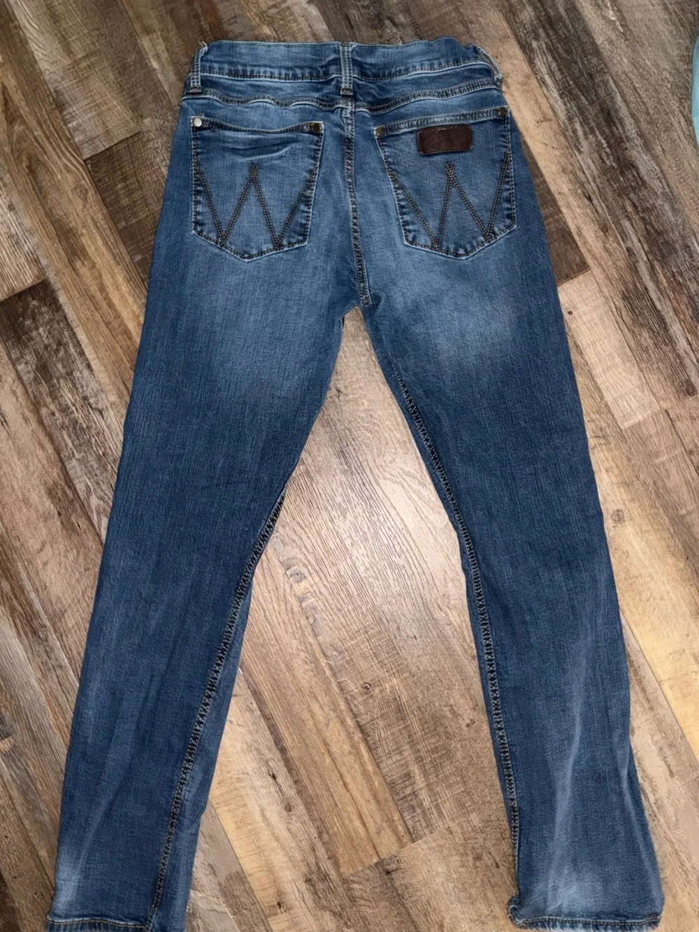Wrangler women’s  Blue Bootcut Jeans retro size 30x34